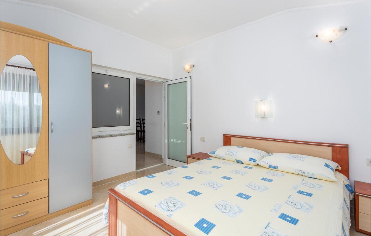 Nice Apartment In Jurandvor With Wifi Экстерьер фото