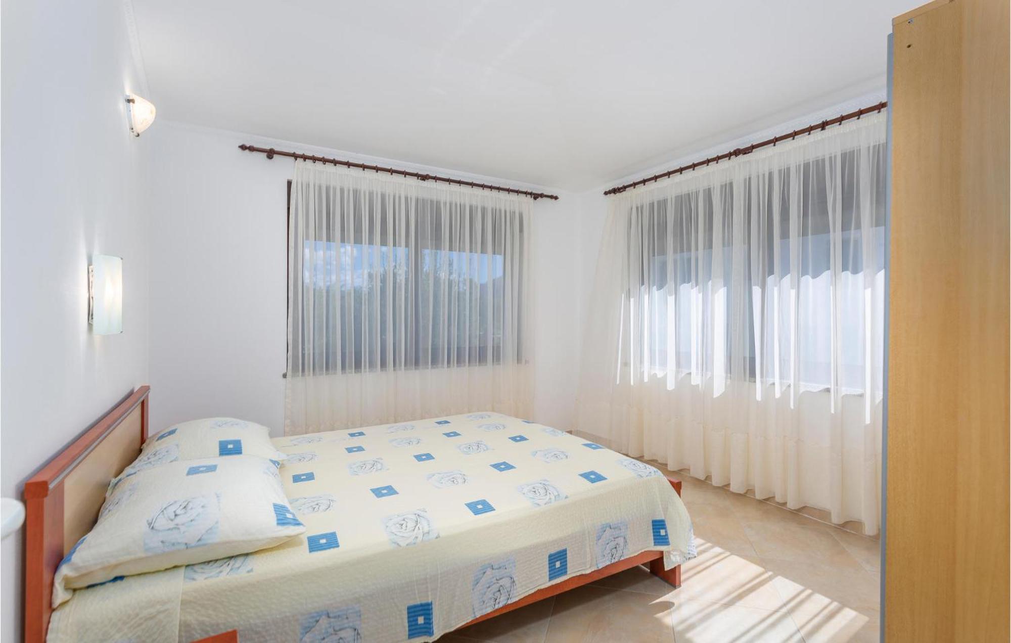 Nice Apartment In Jurandvor With Wifi Экстерьер фото
